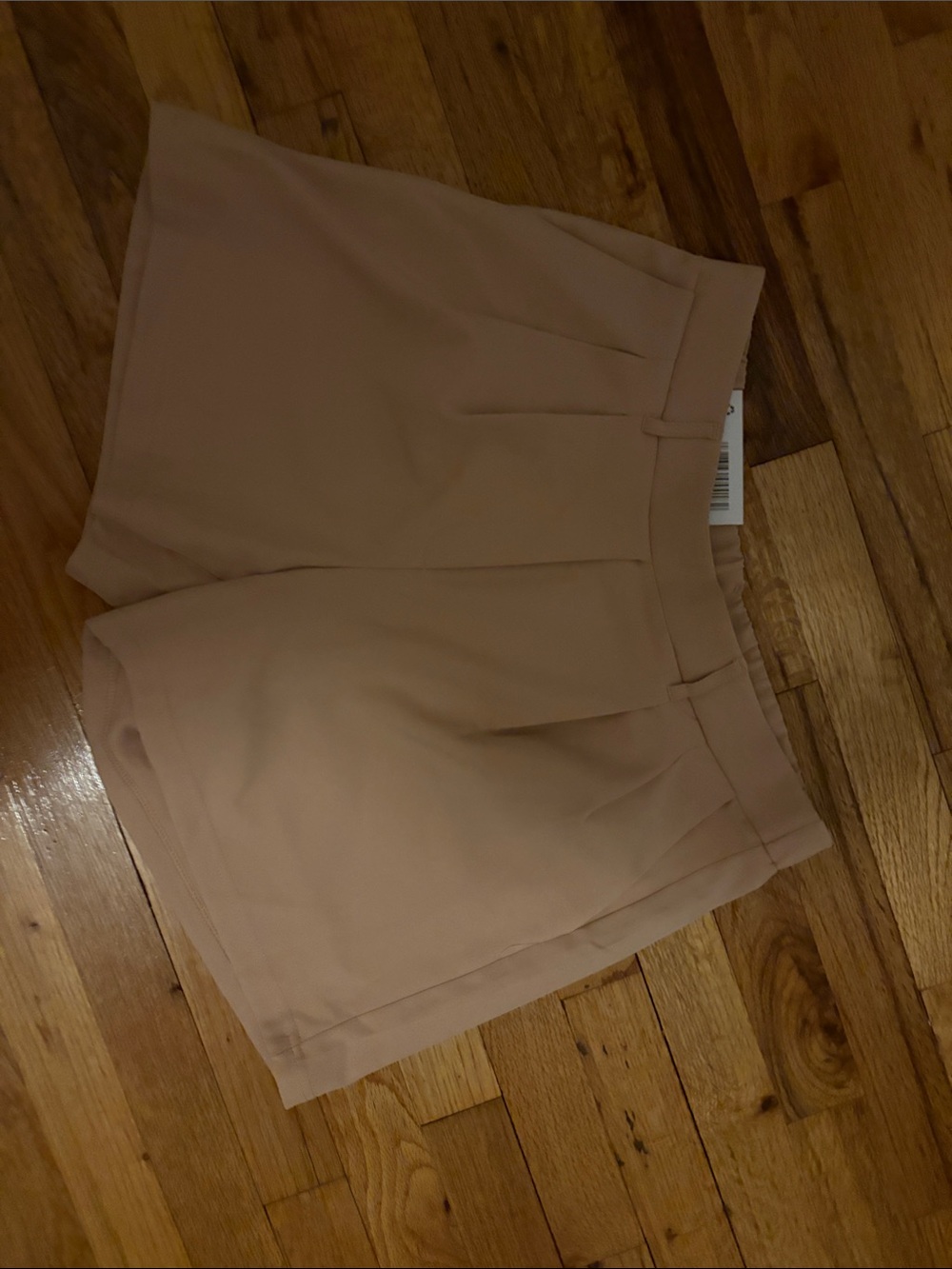High-Waist Tailored Shorts in Light Blush